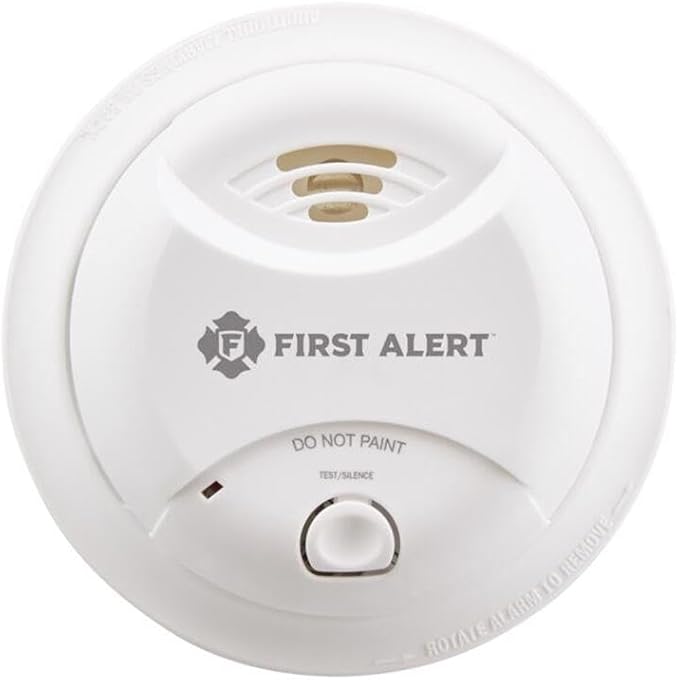 First Alert 0827B Ionization Smoke Alarm with 10-Year Sealed Tamper-Proof Battery , White , Pack of 1
