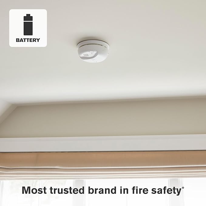 First Alert Combination Smoke & Carbon Monoxide Alarm, Battery Operated Detector with Test & Silence Button, SMICO100, 1-Pack