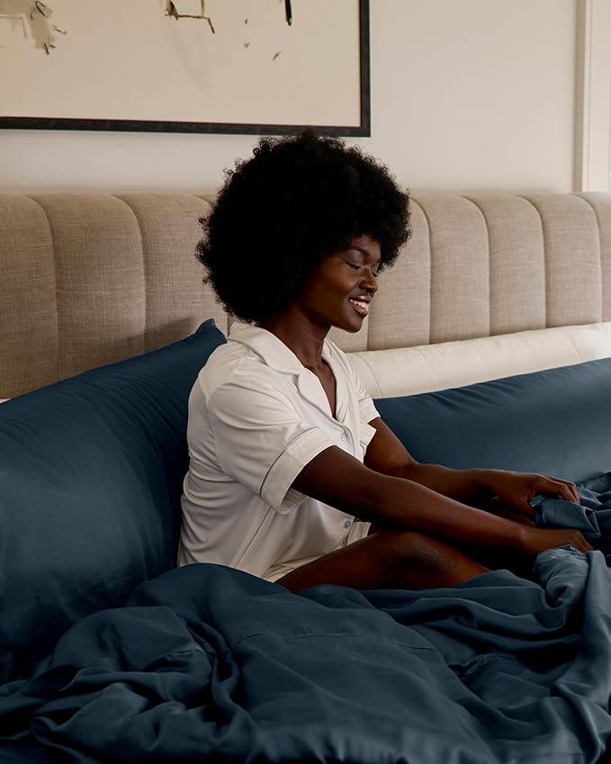 Cozy Earth Luxury Bed Sheet Set - 100% Viscose from Bamboo Fabric, Ultra-Soft & Breathable, Fits Regular & Deep Pocket Mattresses up to 20" - 4 Pieces King Sheet Set Pacific Blue