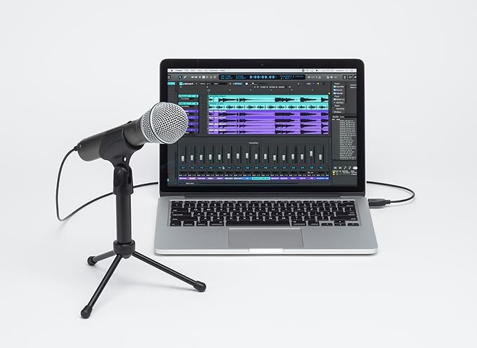 SAMSON Technologies Q2U USB/XLR Dynamic Microphone Recording and Podcasting Pack (Includes Mic Clip, Desktop Stand, Windscreen and Cables), Silver