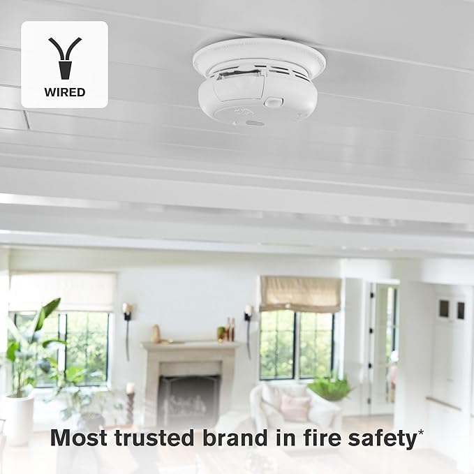 First Alert Combination Smoke & Carbon Monoxide Alarm, Interconnect Hardwire Detector with Battery Backup and Voice & Location Alerts, SMCO100V-AC, 1-Pack