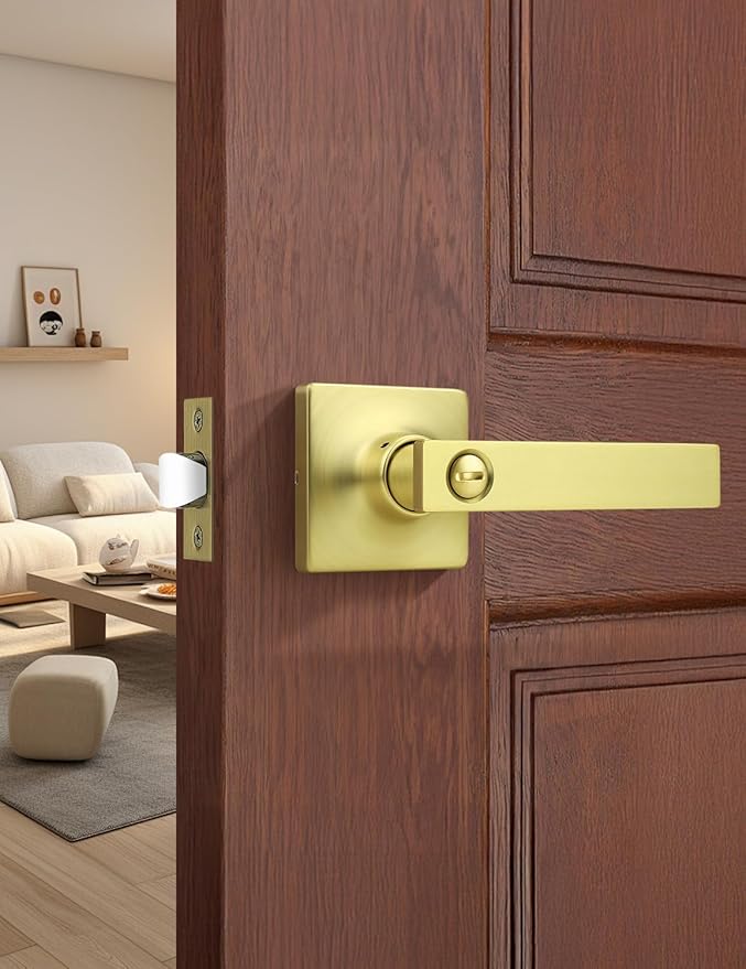 Mengico 1 Pack Gold Privacy Lever Door Handle Interior with Lock, Heavy Duty Square Door Lock for Bed/Bath, Keyless Door Locksets, Reversible for Left Right Handed Doors