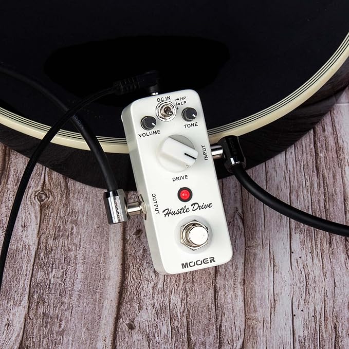 MOOER Hustle Drive Electric guitar distortion pedal, 2 working modes: high/low peak mode, suitable for different musics